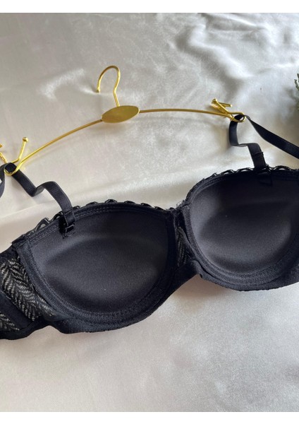 Straplez Balenli Destekli Içi Dolgulu Siyah Flamlı Dantelli Sütyen modelleri