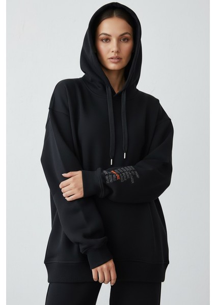 Kadın Jennifer Kapşonlu Kol Yazılı Üç Ip Şardonlu Sweatshirt Siyah modelleri