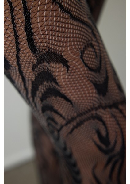 Siyah Çift Renkli Duo File Desenli 15 Denye İnce Külotlu Çorap fırsatları