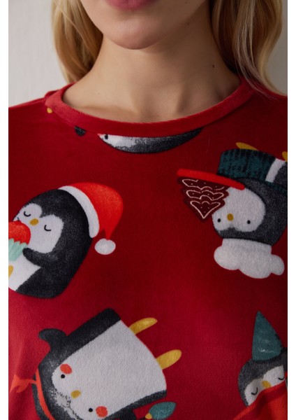 Kırmızı Penguen Desenli Bisiklet Yaka Pijama Takımı fırsatları