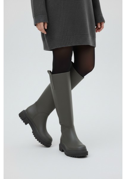 V973222209 Füme Kalın Tabanlı Kadın Binici Çizmesi