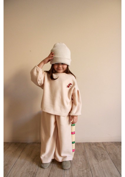 Bej Pastel Soft Touch Alt Üst Takım indirimleri