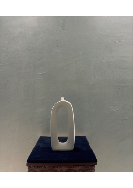 Minimalist Uzun Oval Seramik Vazo – 36X16 cm Dekoratif Obje