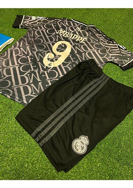 R. Madridd Kylian Mbappe 2024-25 Yeni Çocuk Forması 4'lü Set (Thırd Shirt) modelleri