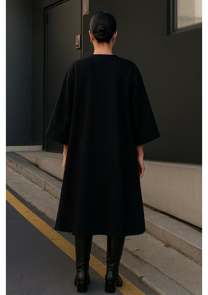 Kadın Trend Salaş Siyah Kaşe Panço