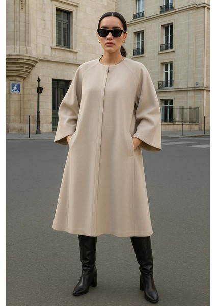 Kadın Trend Uzun Krem Kaşe Kaban