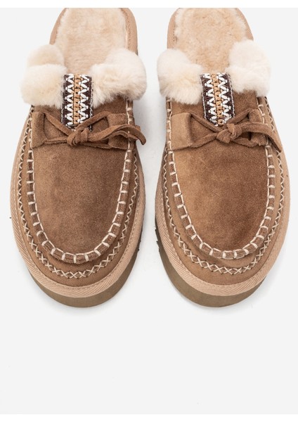 Yalına Toprak Süet Hakiki Deri Dikişli Kürklü Kadın Platform Tabanlı Makosen Terlik fiyatları