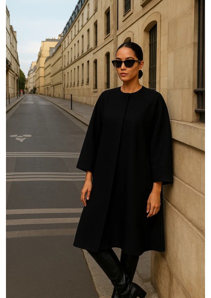 Kadın Kışlık Siyah Kaşe Tesettür Kaban modelleri