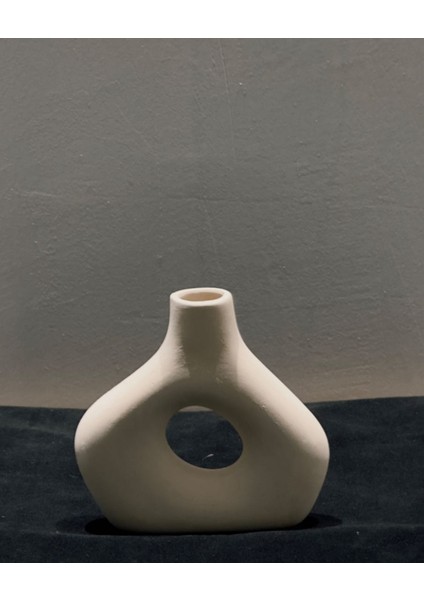 Minimalist Modern Seramik Vazo – 15X15 cm Dekoratif, Şık Ev ve Ofis Aksesuarı modelleri