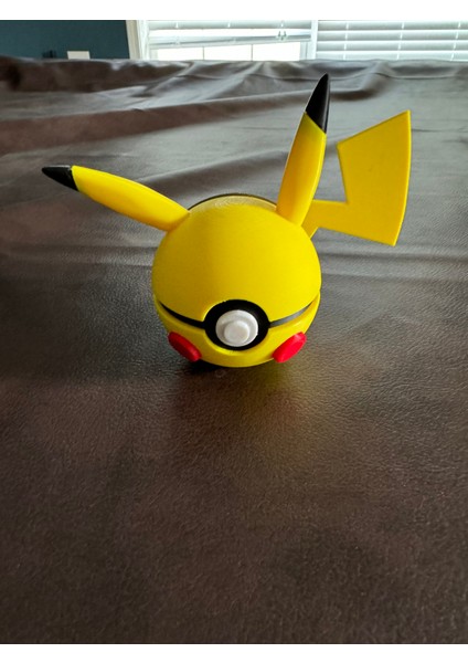 Pokemon Pikachu Topu Pokeball Pikachuball