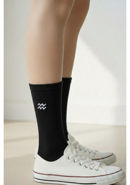 Kova Burcu Nakışlı Astrolojik Casual Yazlık Kışlık Pamuklu Unisex Siyah Beyaz 2 Çift Çorap modelleri