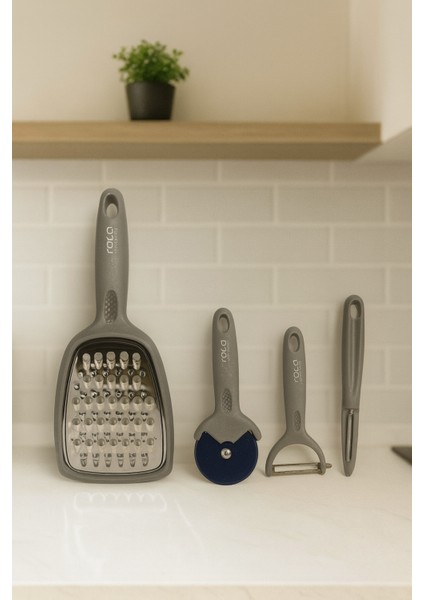 Şefin 4'lü Seti Rende+Pizza Kesici+Düz Soyacak+Yansoyacak