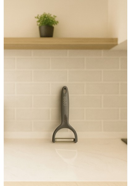 Şefin 4'lü Seti Rende+Pizza Kesici+Düz Soyacak+Yansoyacak fırsatları