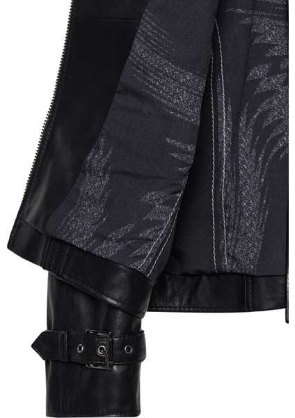 Paloma Kadın Siyah Kısa Oversize Kruvaze Yaka Deri Ceket 25WGD5608VE