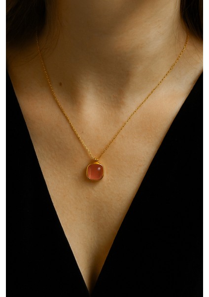 Pembe Taşlı Zarif Vintage Oval Çelik Kolye modelleri