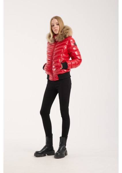 KADIN KISA ÇIKARILABİLİR KÜRK KAPŞONLU DOLGULU SU İTİCİ ŞİŞME MONT 8637