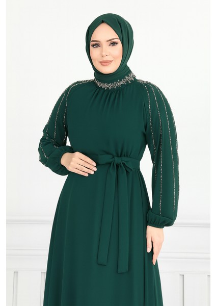 Kolları Işlemeli Tesettür Abiye Zümrüt fiyatları