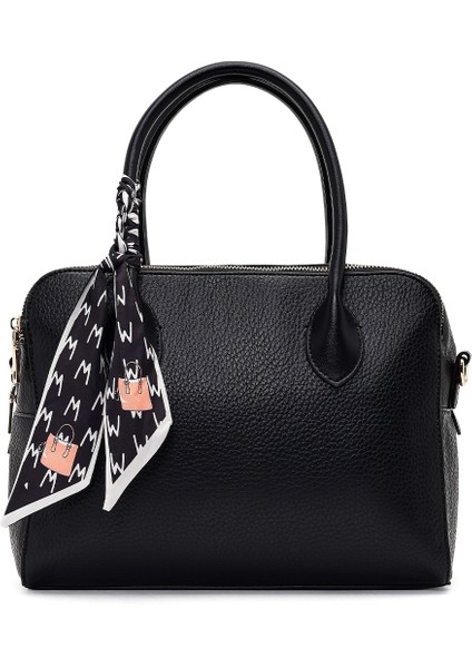 Kadın Siyah Uzun Askılı Charmlı Klasik Kol Çantası 25WBD2860FT