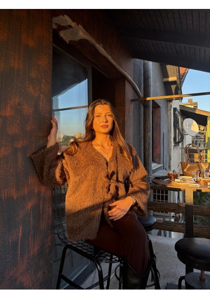 Tüylü Iki Bağlamalı Kadın Fox Kimono indirimleri