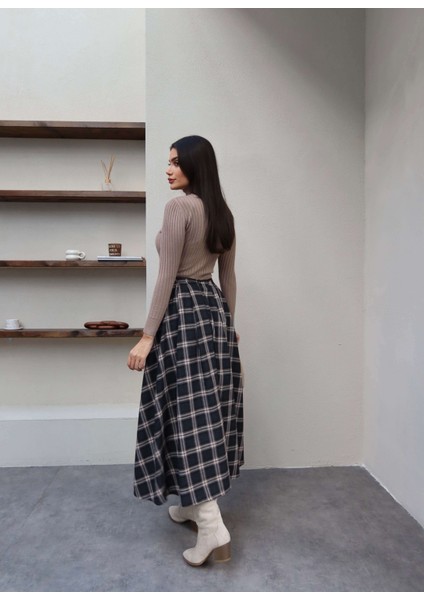 Ekose Desen Cep Detay Kloş Etek modelleri