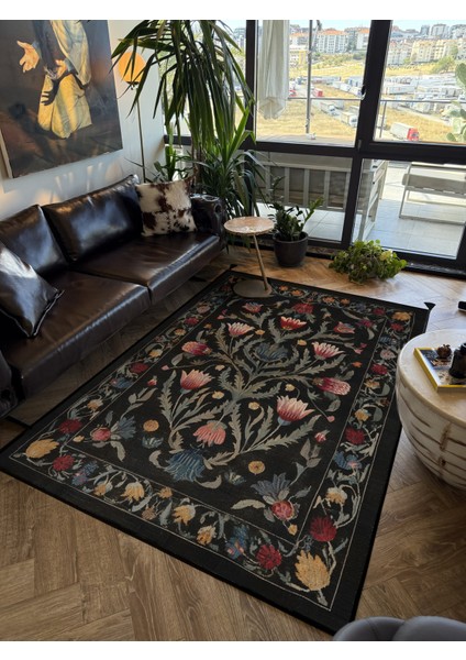 Karaköy 501 Siyah Püsküllü Etnik Geleneksel Motifli Yıkanabilir Halı Salon Oturma Odası Ev Halısı modelleri
