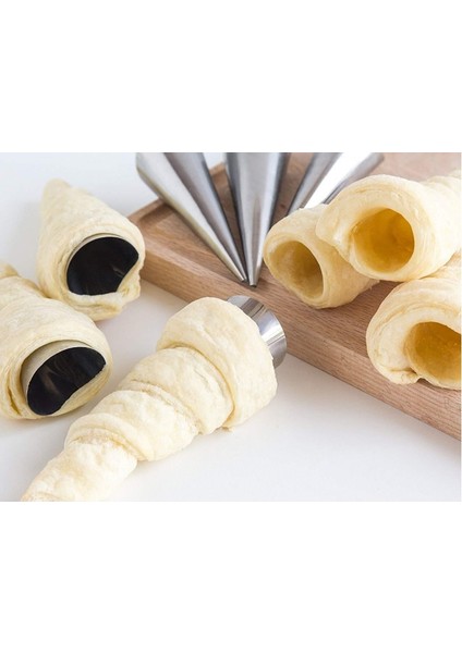 Muffin Kek Kalıbı Silikon 6 Adet + Kornet Kurabiye Şekil Verici Paslanmaz 6 Adet - 2li Set L4K3F3 fiyatları