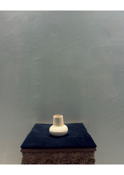 Minimalist Küçük Seramik Vazo – 13X7 cm Dekoratif Ev ve Ofis Aksesuarı