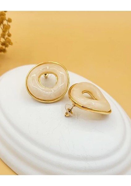 Krem Akrilik Gold Halka Küpe modelleri
