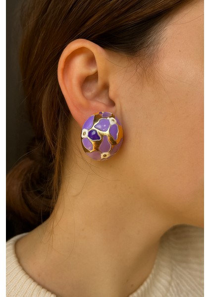 Mor Çiçek Motifli Çelik Küpe fiyatları