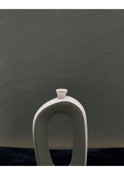 Modern Seramik Dekoratif Vazo – Oval Tasarım, 20X11 cm