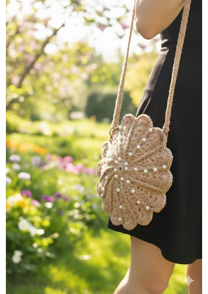 El Yapımı Istiridye Model Incı Detaylı Kadın Kol ve Omuz Çantası fırsatları