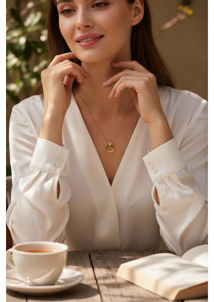 Damla Figürlü Zirkon Tektaşlı 14 Ayar Altın Kolye fırsatları