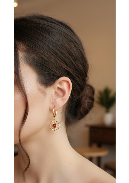 Kırmızı Taşlı Vintage Gold Güneş Küpe fiyatları