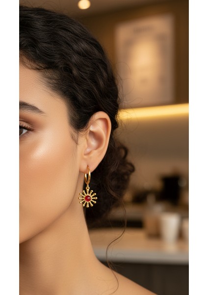 Kırmızı Taşlı Vintage Gold Güneş Küpe fırsatları