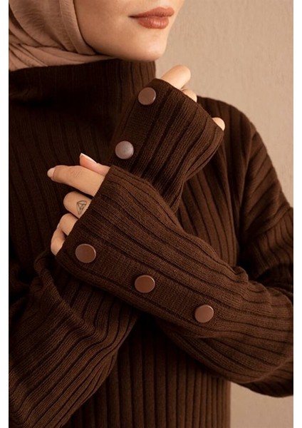 Düğme Detaylı Fitilli Triko Takım indirimleri