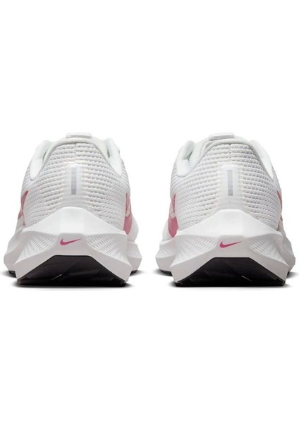 Wmns Air Zoom Pegasus 40 Kadın Beyaz Koşu Ayakkabısı FV0984-100 modelleri