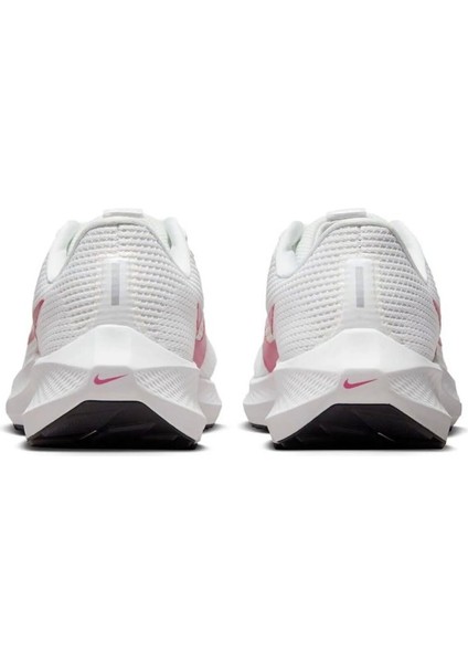 Wmns Air Zoom Pegasus 40 Kadın Beyaz Koşu Ayakkabısı FV0984-100 fırsatları