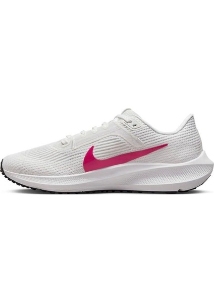 Wmns Air Zoom Pegasus 40 Kadın Beyaz Koşu Ayakkabısı FV0984-100 indirimleri