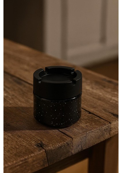 Kokusuz Küllük Cam Hazneli Yanmaz Plastik Kapaklı Ev Ofis ve Araç Içi Kül Tablası Şık Tasarım 425CC