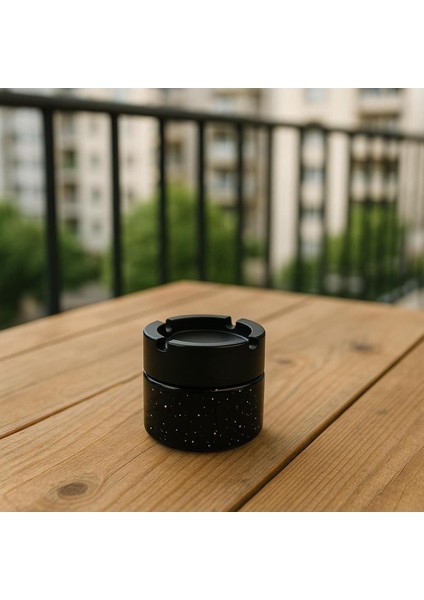 Kokusuz Küllük Cam Hazneli Yanmaz Plastik Kapaklı Ev Ofis ve Araç Içi Kül Tablası Şık Tasarım 425CC fiyatları