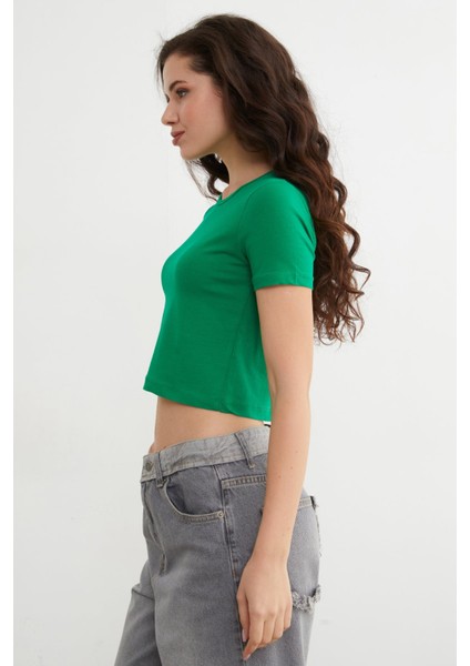 Basic Bisiklet Yaka Crop Tişört modelleri