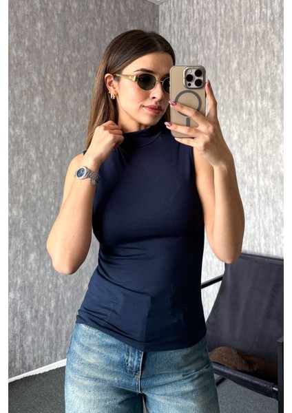 Kadın Kolsuz Yarım Balıkçı Bluz 21757 fırsatları