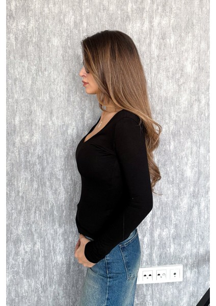 Kadın V Yaka Uzun Kol Bluz 22132 indirimleri