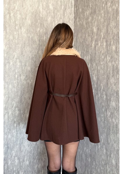 Kadın Yaka Kürklü Panço 9165 fırsatları