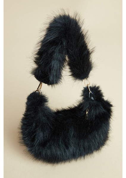 Zincir Askılı Fermuarlı Suni Kürk Kol Çantası fiyatları