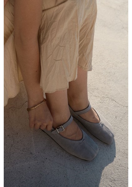 Önü Küt Babet Mavi