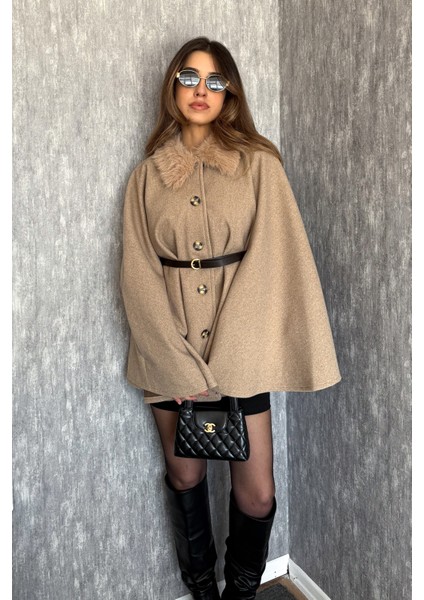 Kadın Yaka Kürklü Panço 9165