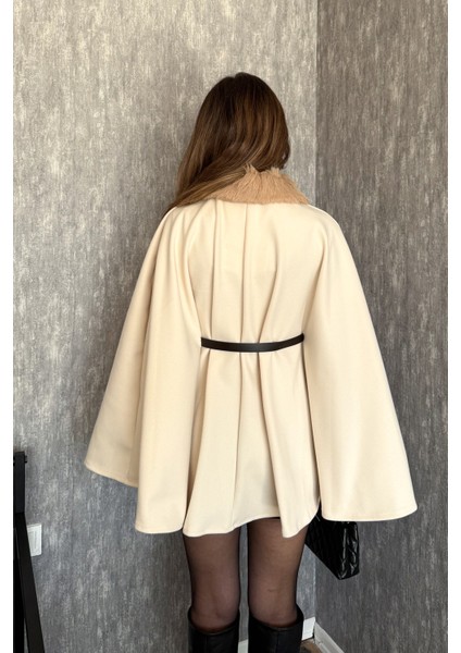 Kadın Yaka Kürklü Panço 9165 fırsatları