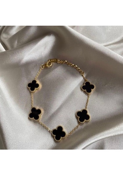 Çiçek Desenli Zarif Tasarım Yonca Bileklik