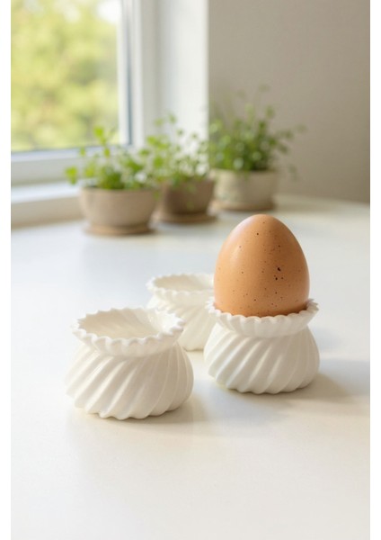 4'lü Spiral Desenli Haşlanmış Yumurta Kabı – Beyaz Malzeme, Kutulu Set, Şık ve Dayanıklı